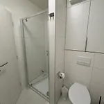 Moruse Airport Apartamento